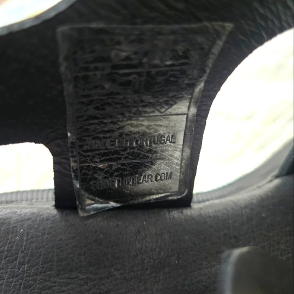 Black leather fisherman Sandals made in Portugal. Size 7.5 - Picture 4 of 4